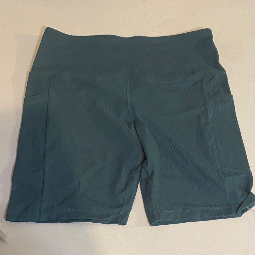 🍄Tuff Athletics Women's Blue Bike Shorts